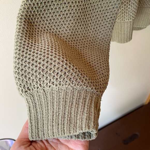 Hollister Mockneck Knitted Waffle Sweater - Pale Sage Green - Picture 11 of 12